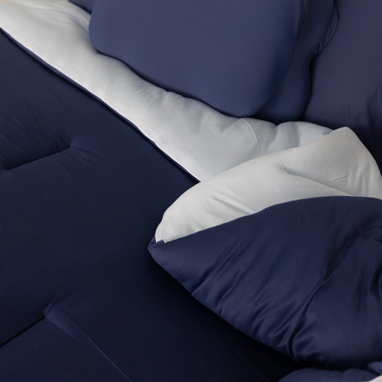 MarshMellow Comforter