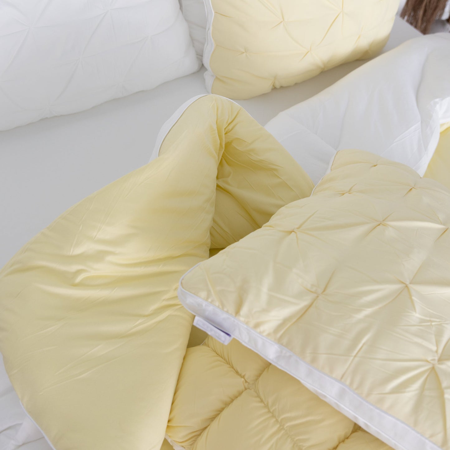 MarshMellow Comforter